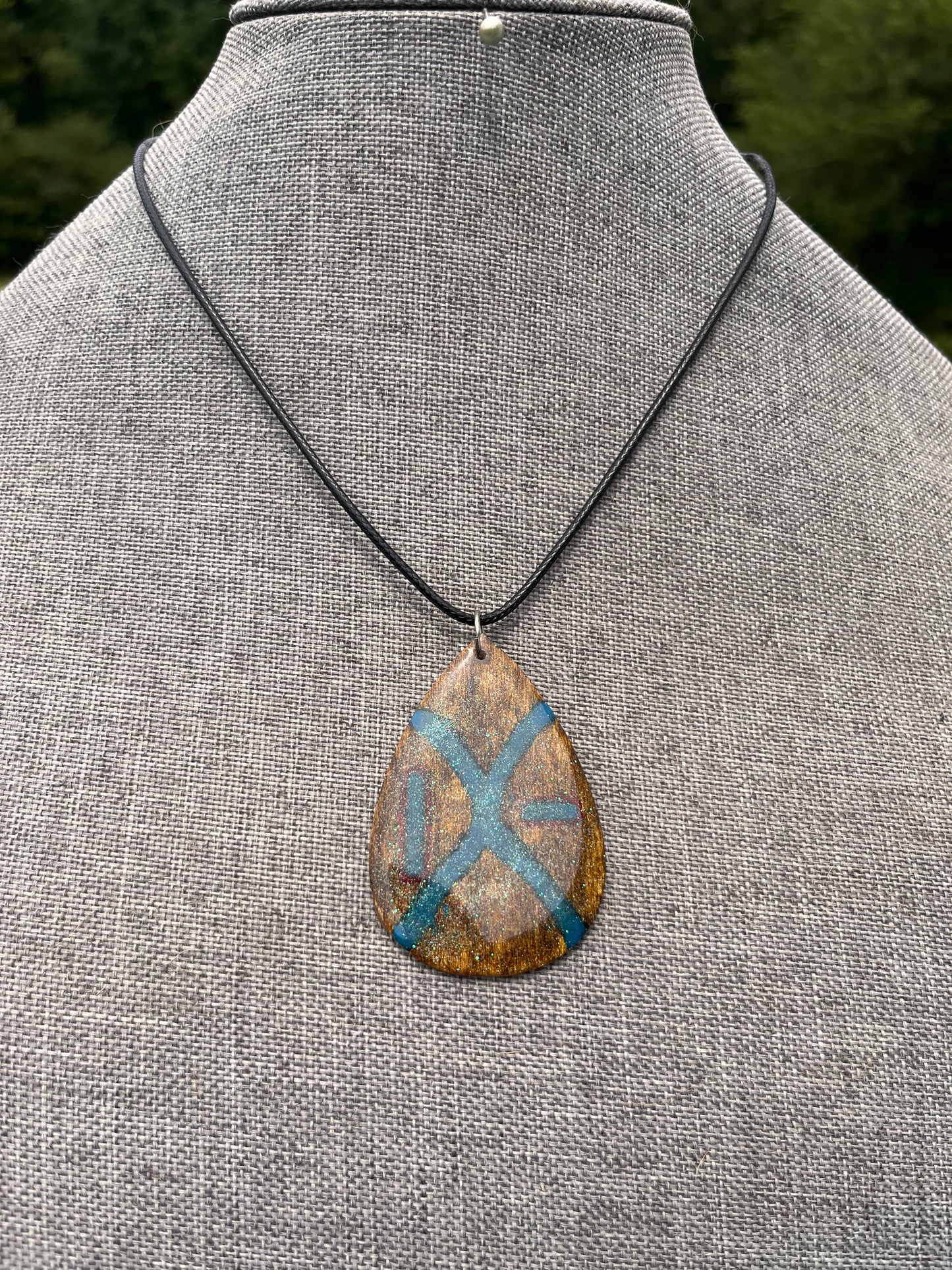 Wood Tear Drop Pendant (Blue)