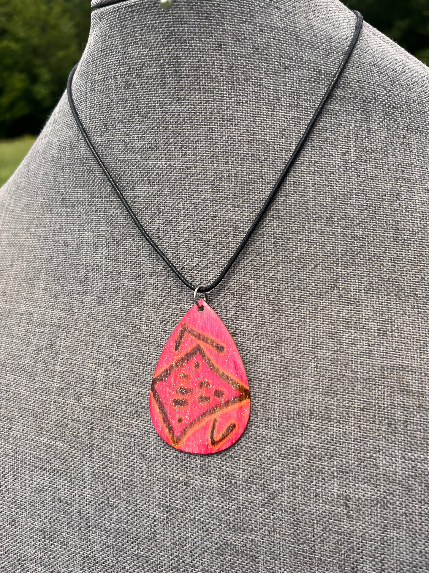 Wooden Tear Drop Pendant (Pink)