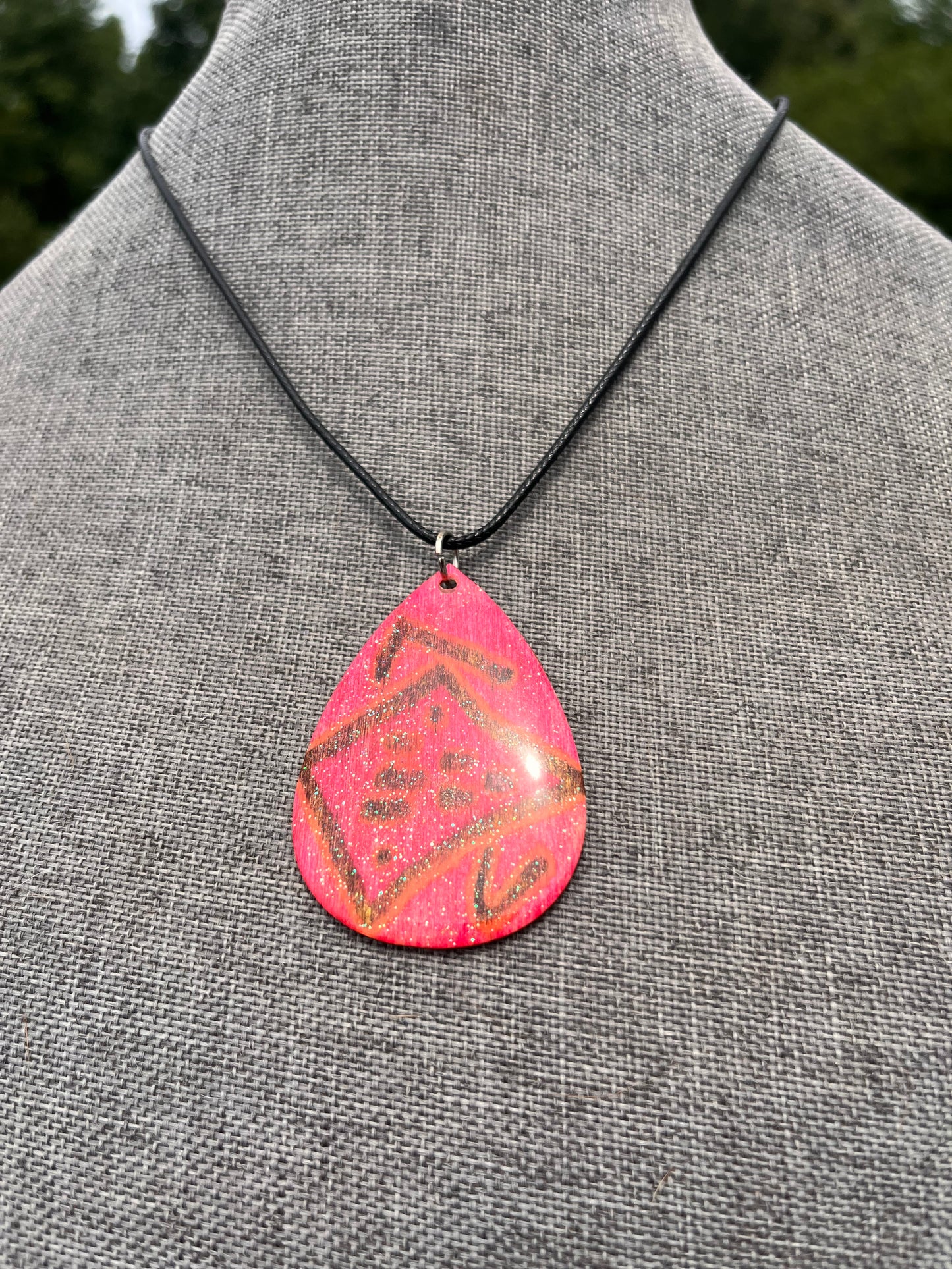 Wooden Tear Drop Pendant (Pink)